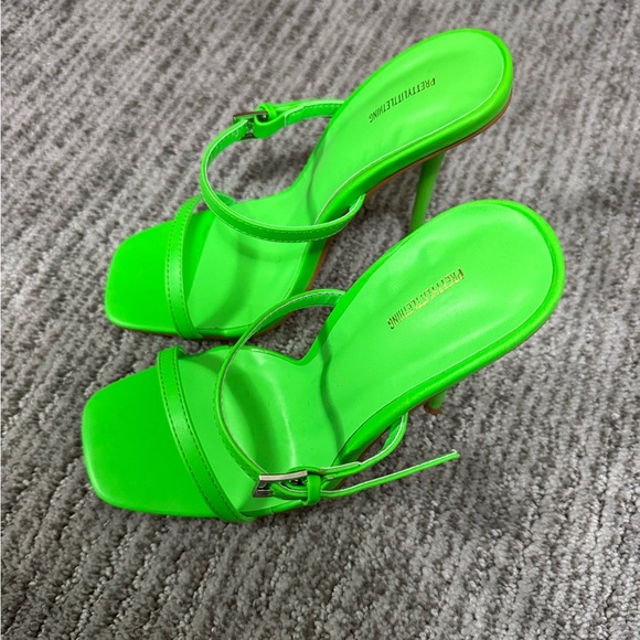 Lime PU Square Toe Double Strap Buckle Detail High Heeled Mules - Picture 2 of 6